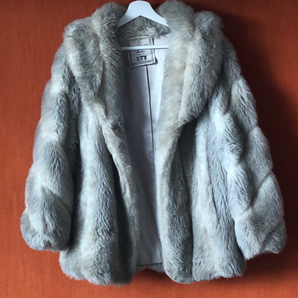 Vintage The Metzger Group by Erika Fur Coat